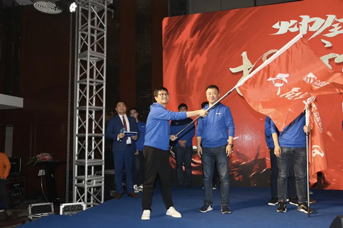 华体会平台-华体会(中国)一站式服务平台
“火力全开·赢战2021”业务启动大会在南京隆重召开-6.jpg