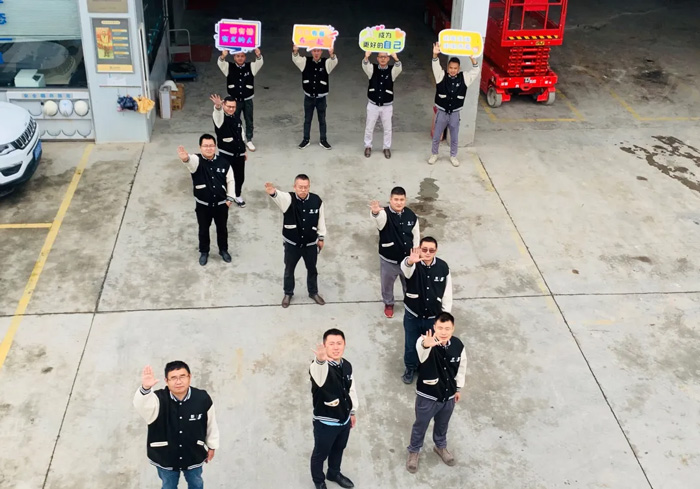华体会平台-华体会(中国)一站式服务平台
的5周岁，我们这么过！-10.jpg